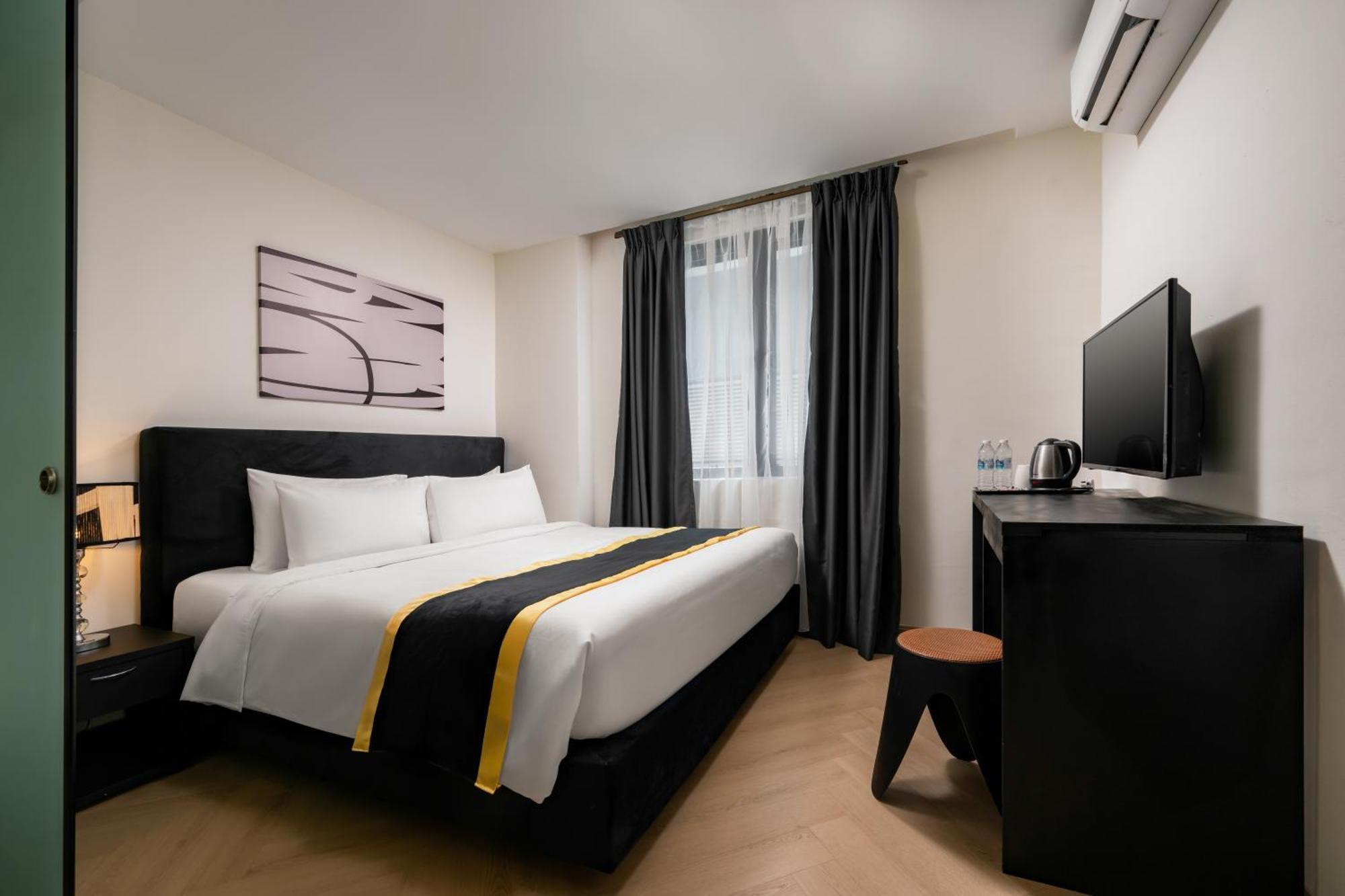 Bryqs Hotel Куала Лумпур Екстериор снимка