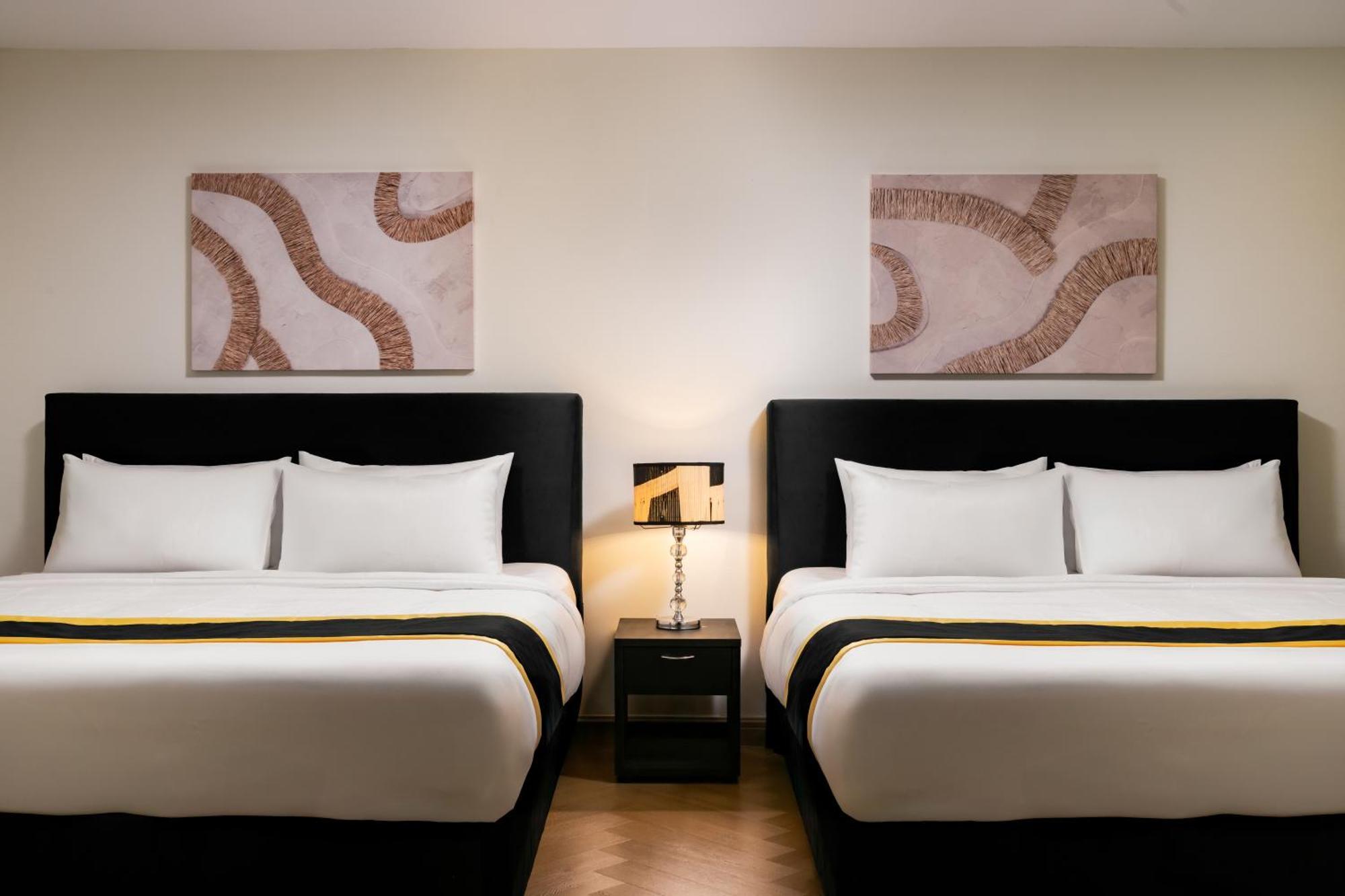 Bryqs Hotel Куала Лумпур Екстериор снимка