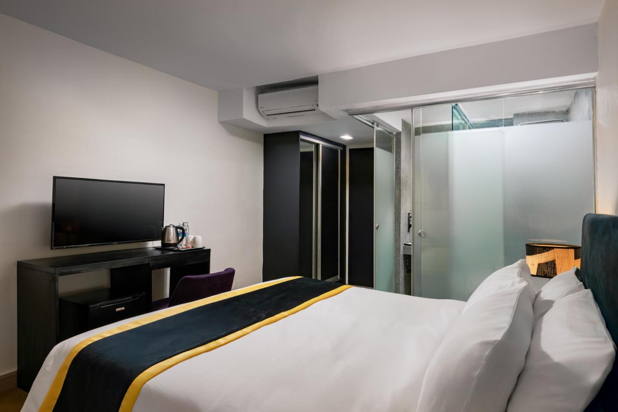 Bryqs Hotel Куала Лумпур Екстериор снимка
