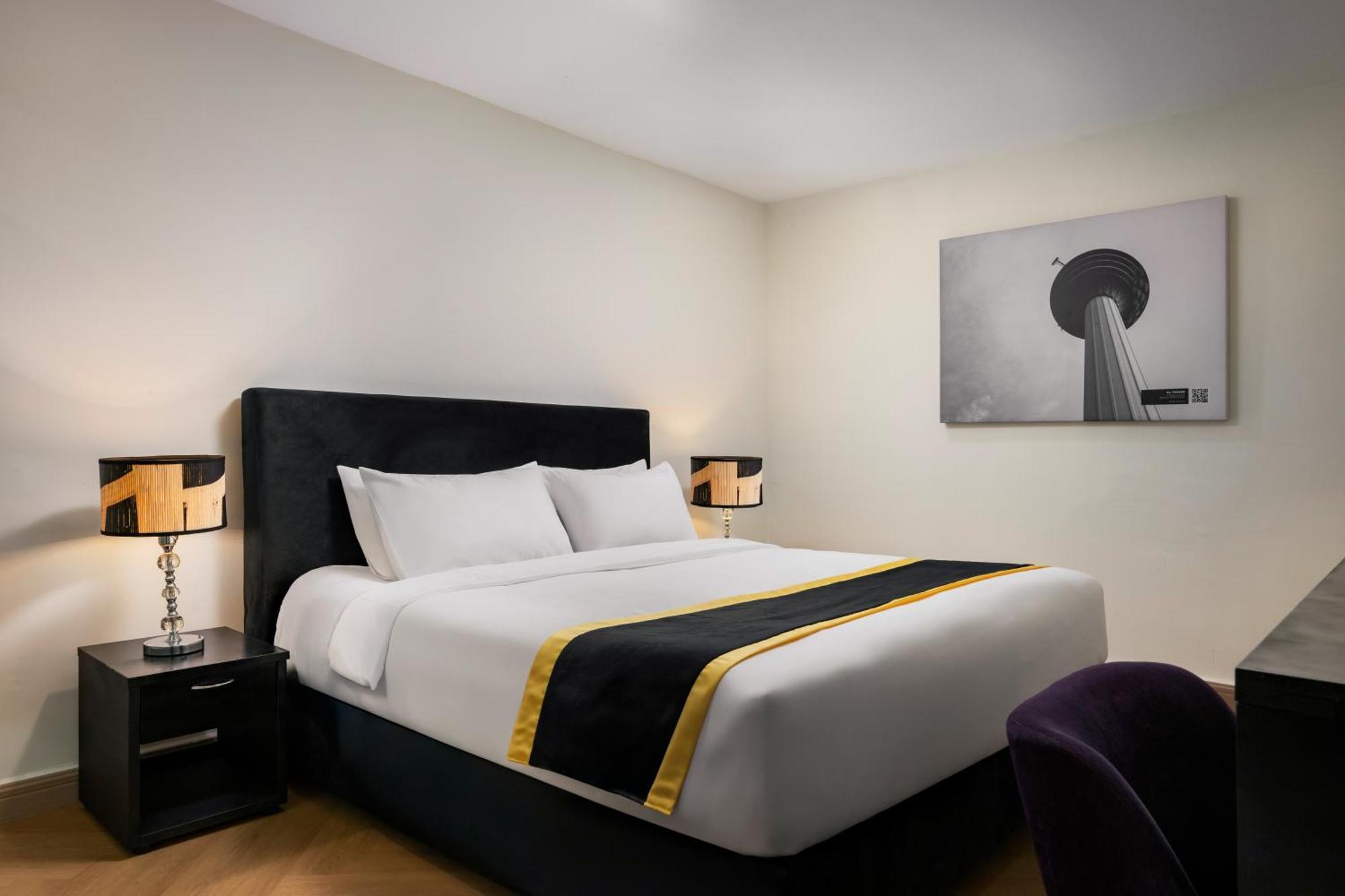 Bryqs Hotel Куала Лумпур Екстериор снимка