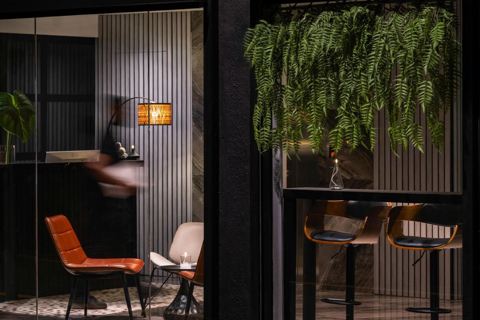 Bryqs Hotel Куала Лумпур Екстериор снимка