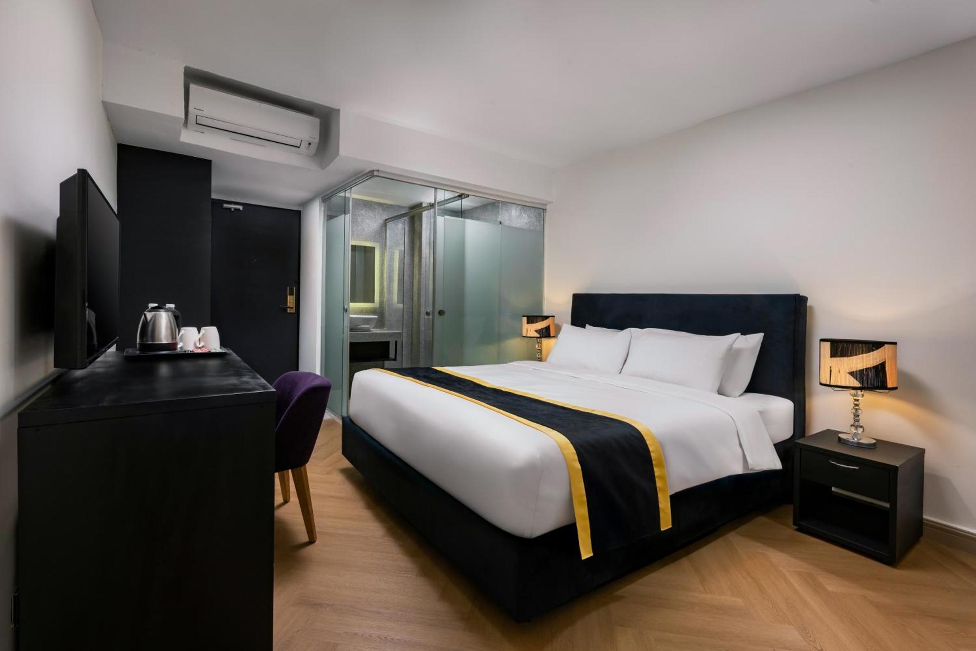 Bryqs Hotel Куала Лумпур Екстериор снимка