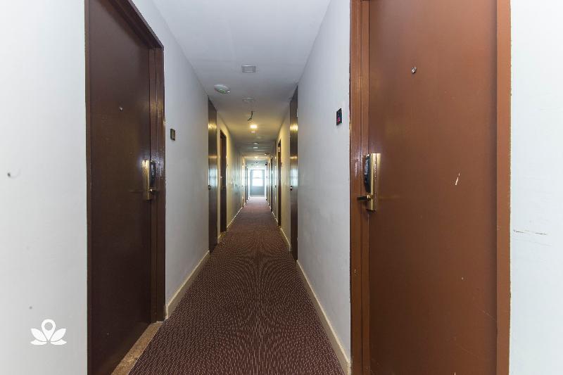 Bryqs Hotel Куала Лумпур Екстериор снимка