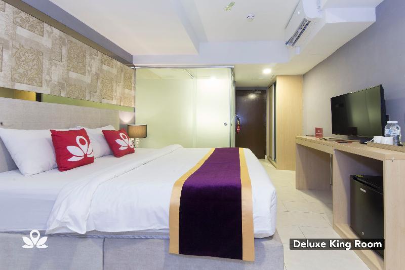 Bryqs Hotel Куала Лумпур Екстериор снимка